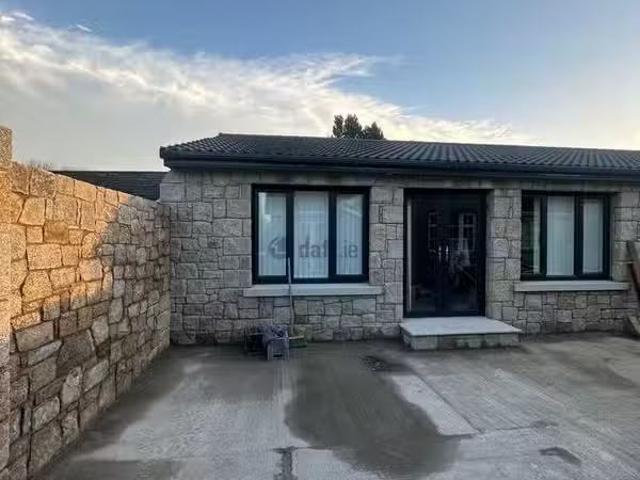 1 R9RDP60, Carlow Town, Co. Carlow is for rent