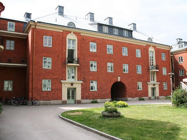 1 rum och kök i Brynäs 41 m² 4 324 kr