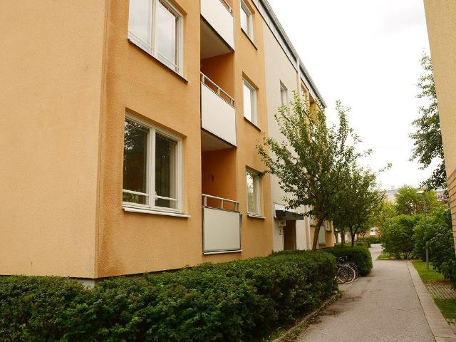 1 rum och kök i Brynäs 42 m² 4 805 kr