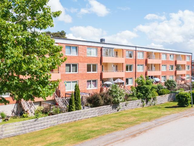 1 rum och kök på Karl Hovbergsgatan 3 C, ledig lägenhet i Eskilstuna