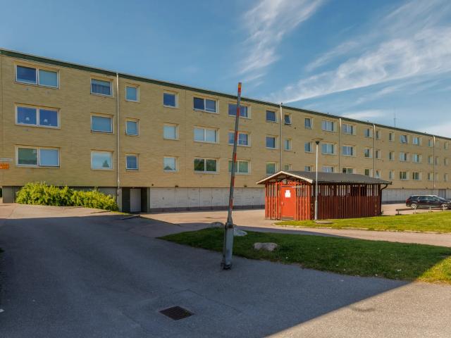 1 rum och kokvrå på Tunalundsvägen 3 H, ledig lägenhet i Hallstahammar