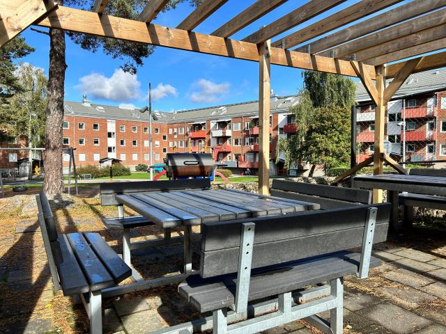 1 rums lägenhet i TROLLHÄTTAN 35 m² 4 652 kr