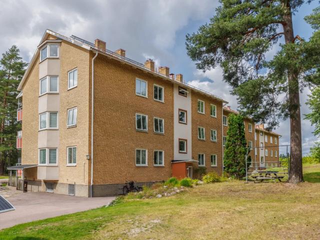1 rums lägenhet i Hallstahammar 32 m² 3 927 kr