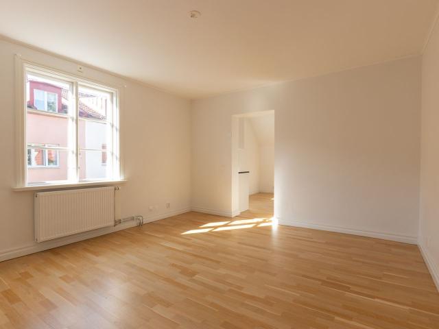 1 rums lägenhet i ÖREBRO 50 m² 8 749 kr