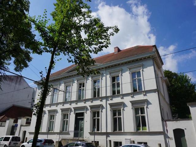 1 R Wohnung im Kettenhaus
