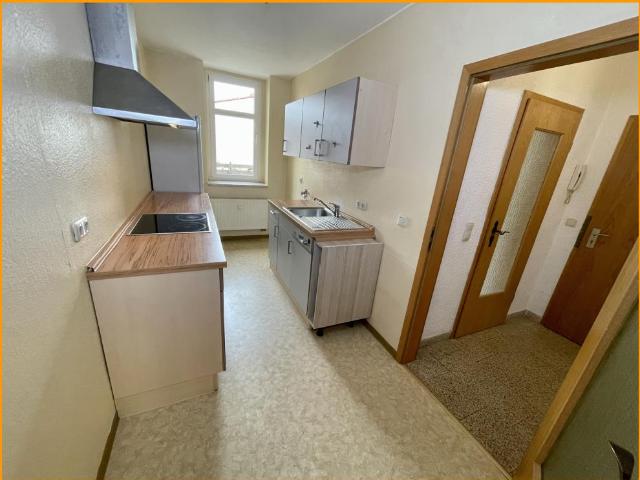 1 Raum EG Wohnung mit Küchenzeile im Geraer Ostviertel!