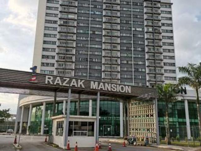 1 Razak Mansion Jln Sungai Besi KL