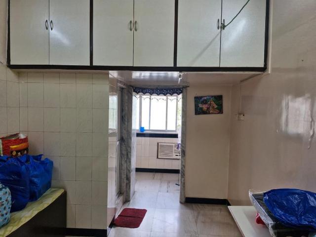 1 RK Apartment in Worli for rent Mumbai. The reference number is 20221644