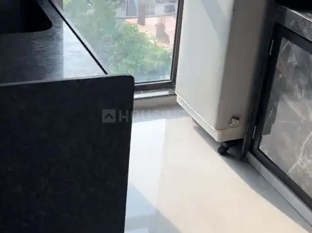 1 RK Apartment in Andheri West for resale Mumbai. The reference number is 16993514