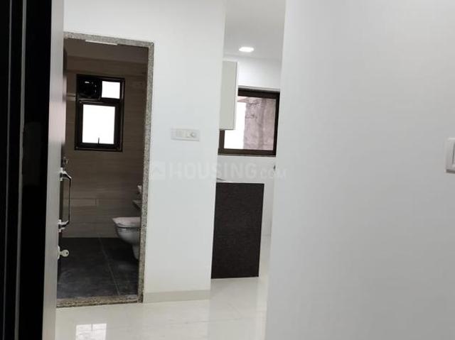 1 RK Apartment in Andheri West for resale Mumbai. The reference number is 18970955