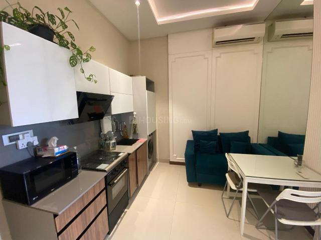 1 RK Apartment in Andheri West for resale Mumbai. The reference number is 19104894