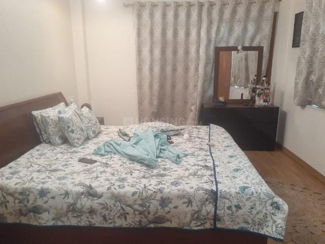 1 RK Apartment in Bandra West for rent Mumbai. The reference number is 10625012