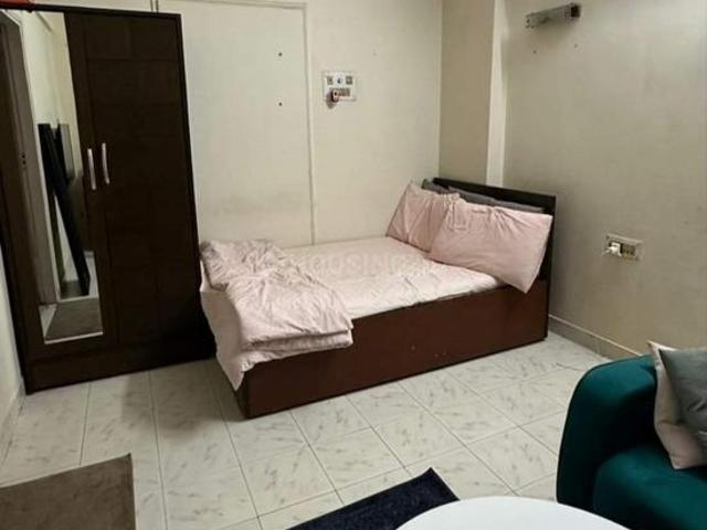1 RK Apartment in Bandra West for rent Mumbai. The reference number is 19371116