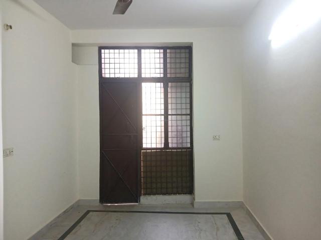 1 RK Apartment in Bali Nagar for rent New Delhi. The reference number is 18441393