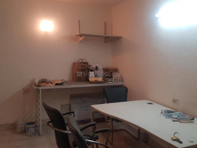 1 RK Apartment in Chittaranjan Park for rent New Delhi. The reference number is 16257258
