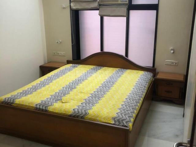 1 RK Apartment in Dadar West for rent Mumbai. The reference number is 19510350