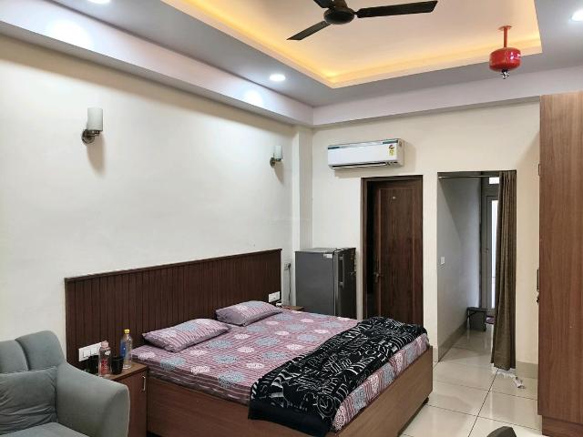 1 RK Apartment in DLF Phase 3 for rent Gurgaon. The reference number is 19426700