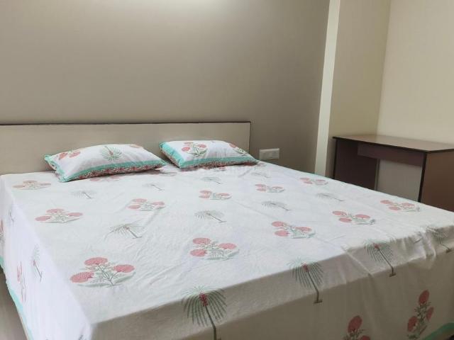 1 RK Apartment in DLF Phase 3 for rent Gurgaon. The reference number is 20628067