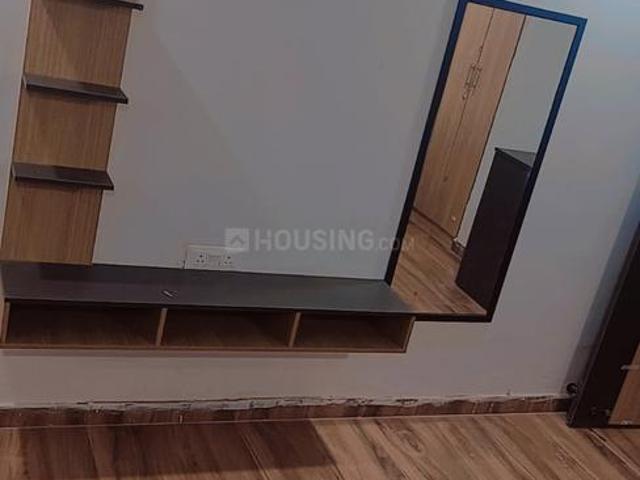 1 RK Apartment in DLF Phase 3 for rent Gurgaon. The reference number is 20654190