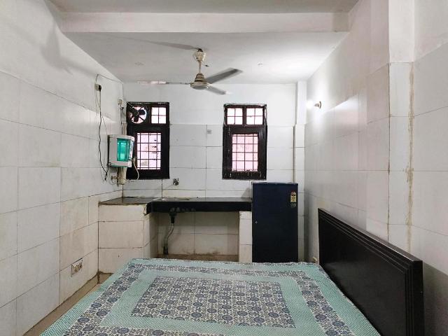 1 RK Apartment in DLF Phase 3 for rent Gurgaon. The reference number is 20749832
