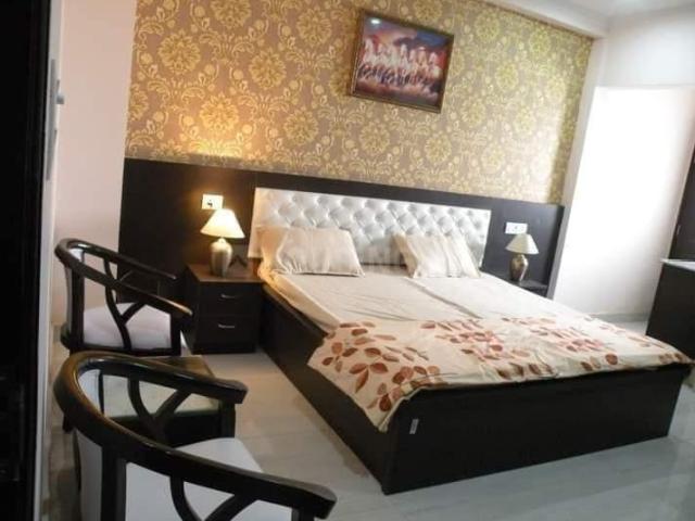 1 RK Apartment in DLF Phase 3 for rent Gurgaon. The reference number is 20894219