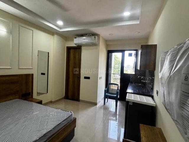1 RK Apartment in DLF Phase 3 for rent Gurgaon. The reference number is 20923172