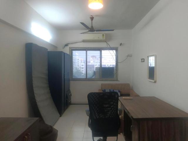 1 RK Apartment in Kandivali East for rent Mumbai. The reference number is 20588282