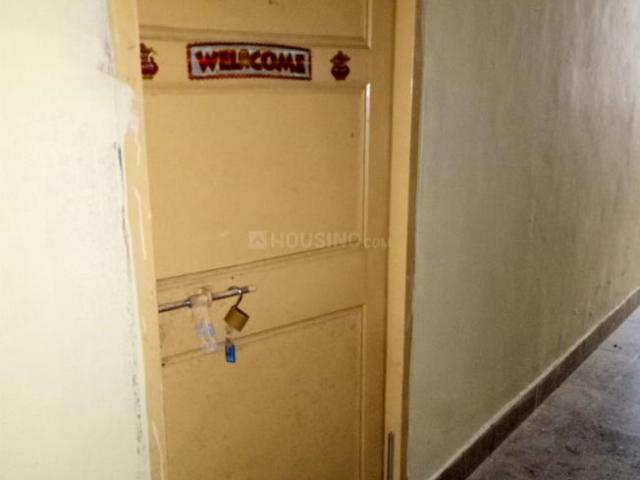 1 RK Apartment in Kandivali West for rent Mumbai. The reference number is 20156989