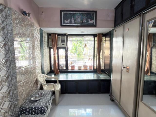1 RK Apartment in Kandivali West for rent Mumbai. The reference number is 20255087