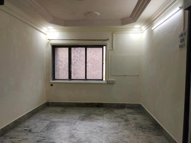 1 RK Apartment in Kandivali West for resale Mumbai. The reference number is 20695752