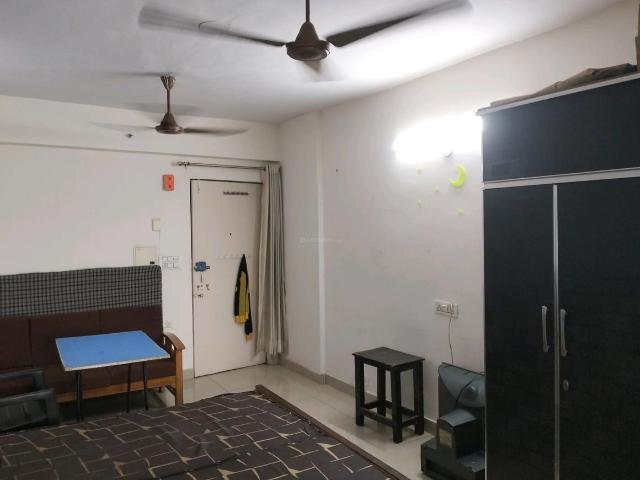 1 RK Apartment in Karampura for rent New Delhi. The reference number is 17672669