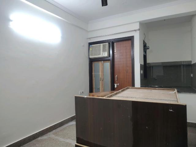 1 RK Apartment in Katwaria Sarai for rent New Delhi. The reference number is 19573432