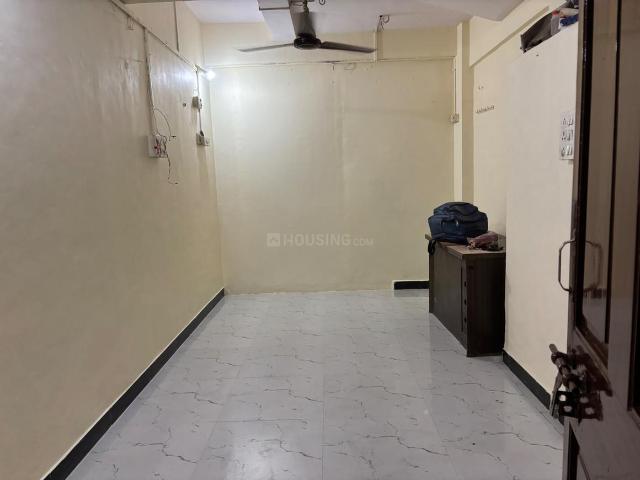 1 RK Apartment in Kurla West for rent Mumbai. The reference number is 20678104
