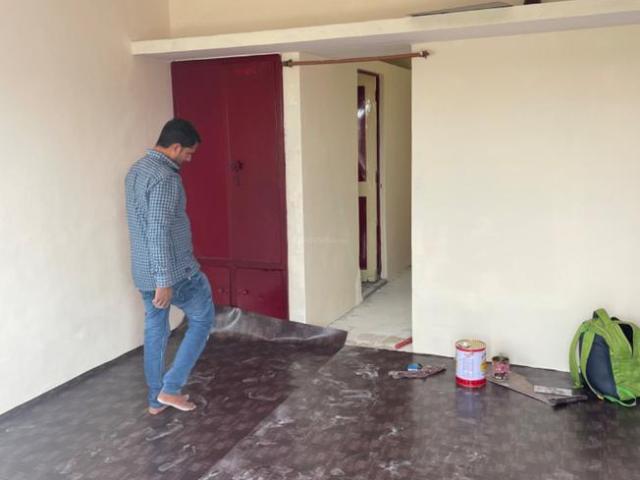 1 RK Apartment in Manjalpur for rent Vadodara. The reference number is 8339986