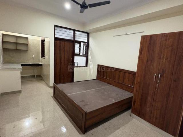 1 RK Apartment in Madanpur Khadar for rent New Delhi. The reference number is 20763298