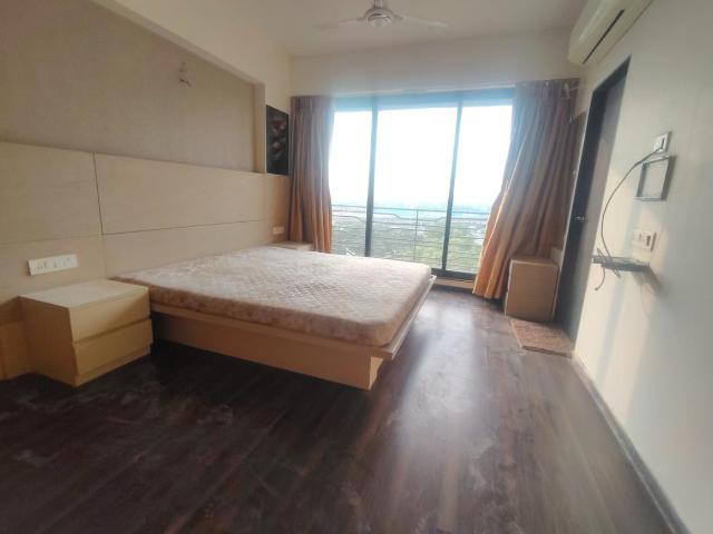 1 RK Apartment in Makarba for rent Ahmedabad. The reference number is 21003701
