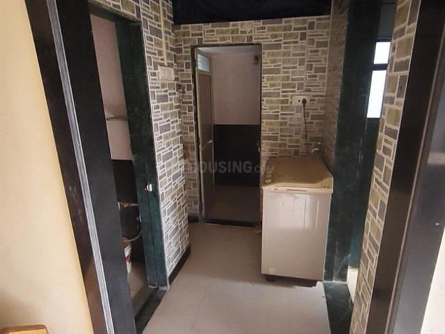 1 RK Apartment in Malad West for rent Mumbai. The reference number is 20375814