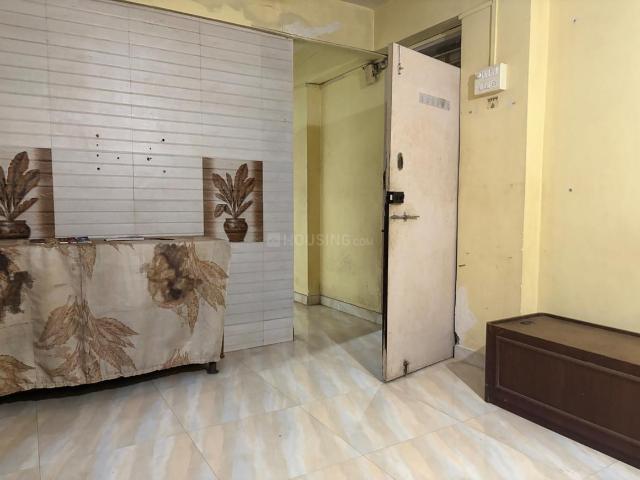 1 RK Apartment in Malad West for rent Mumbai. The reference number is 20461929