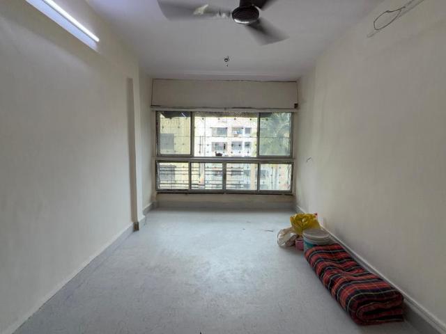 1 RK Apartment in Malad West for resale Mumbai. The reference number is 20782367