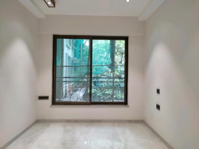 1 RK Apartment in Mira Road East for resale Mira Bhayandar. The reference number is 17290785