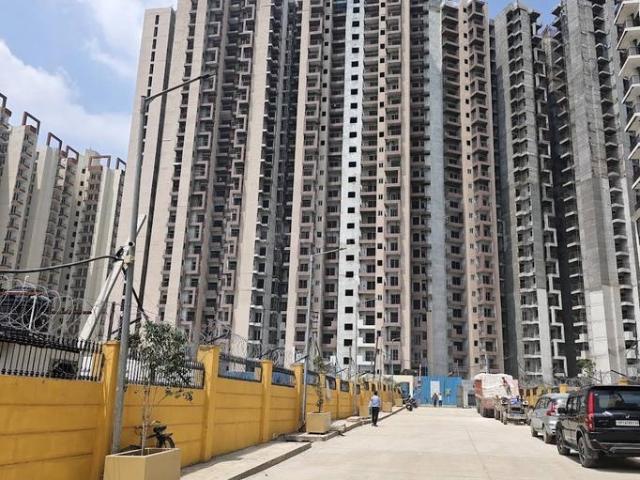 1 RK Apartment in Noida Extension for resale Greater Noida. The reference number is 20742857