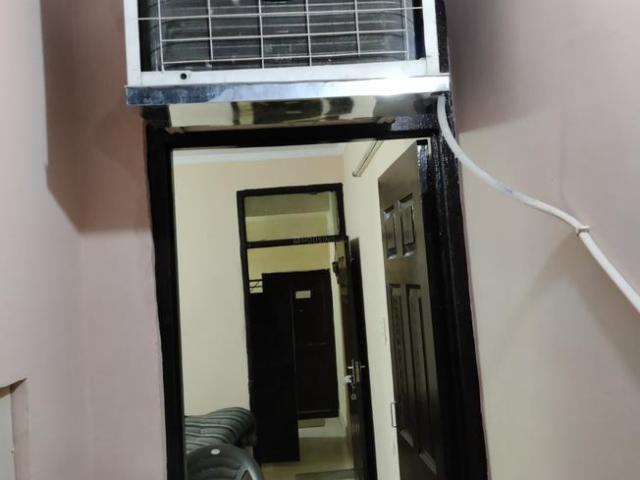 1 RK Apartment in Patel Nagar for rent New Delhi. The reference number is 6181013