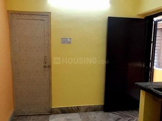 1 RK Apartment in Prince Anwar Shah Connector for rent Kolkata. The reference number is 20358078