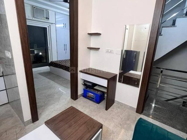 1 RK Apartment in R.K. Puram for rent New Delhi. The reference number is 20892574