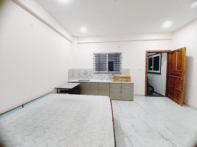 1 RK Apartment in Scheme No 114 for rent Indore. The reference number is 10373886