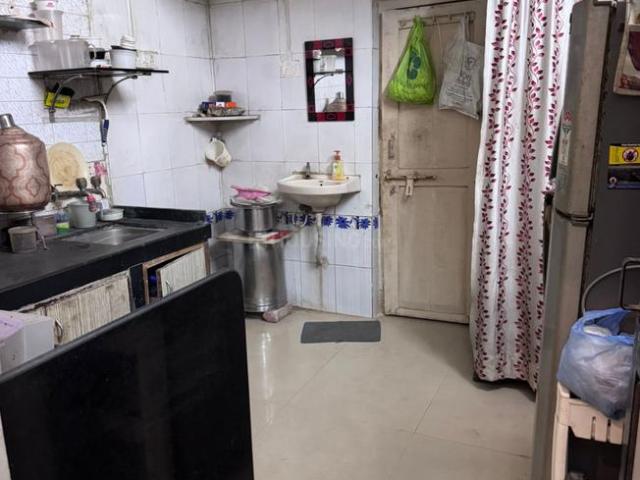 1 RK Apartment in Santacruz East for rent Mumbai. The reference number is 20093533