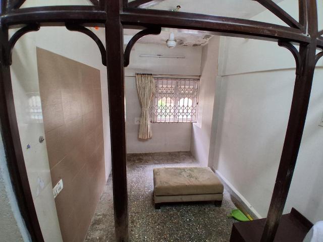 1 RK Apartment in Santacruz West for rent Mumbai. The reference number is 20788852