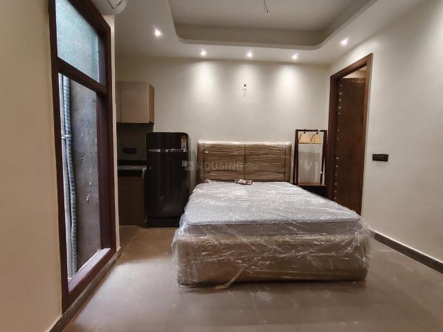 1 RK Apartment in Saket for rent New Delhi. The reference number is 20296011