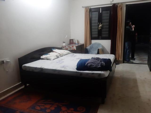1 RK Apartment in Sarita Vihar for rent New Delhi. The reference number is 19695144