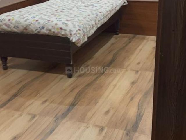 1 RK Apartment in Sarita Vihar for rent New Delhi. The reference number is 19695200